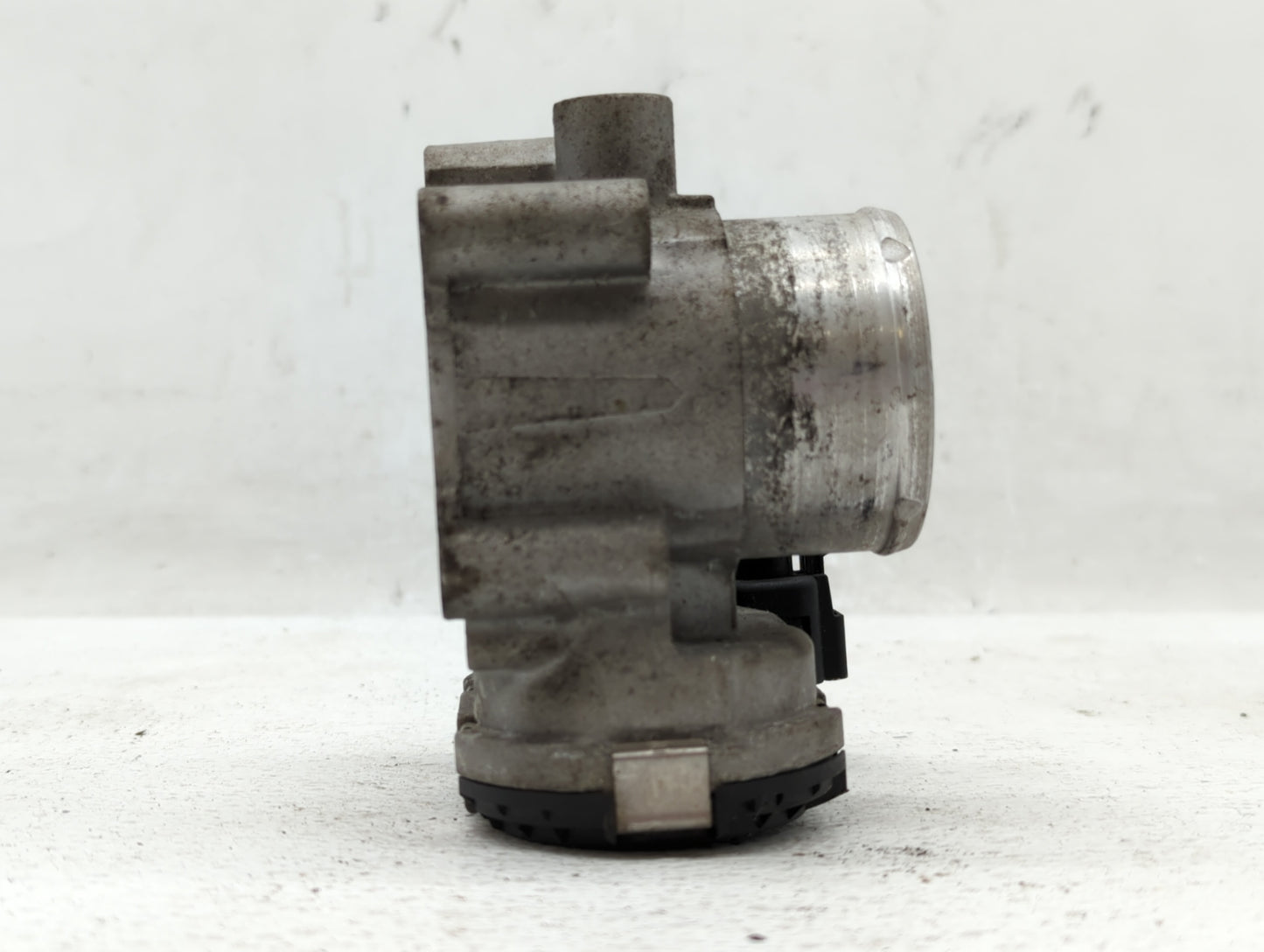 2011-2014 Ford Fiesta Throttle Body P/N:7S7G-9F991-CA 7S7G-9F991-BA, 7S7G-9F991-B7A Fits Fits 2011 2012 2013 2014 OEM Used A