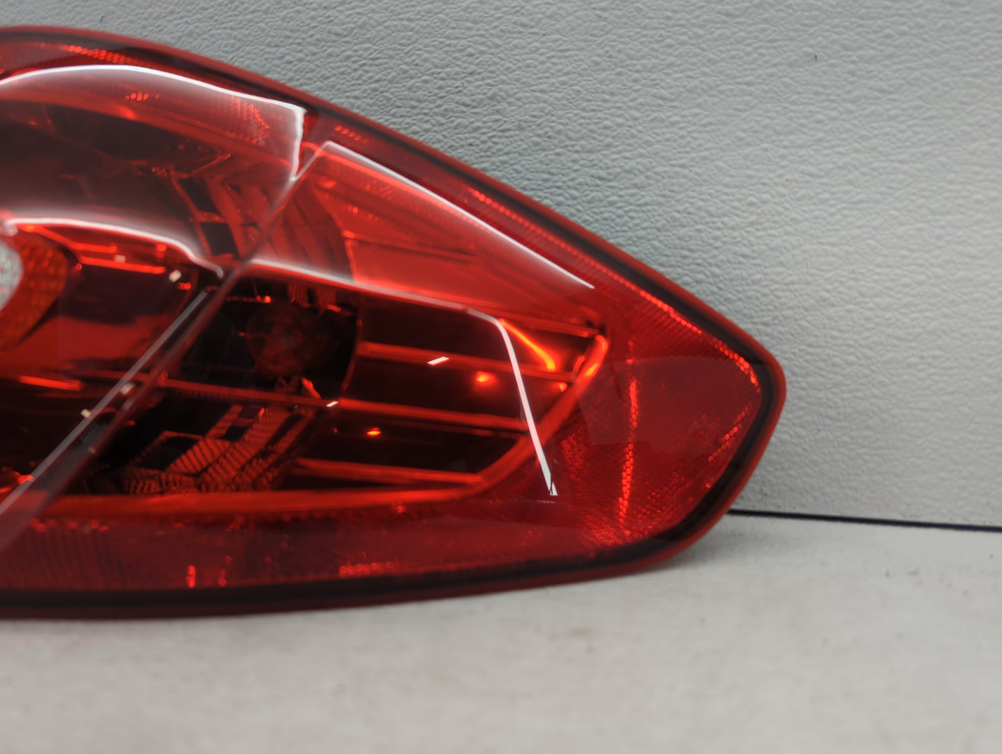 2011-2013 Ford Fiesta Tail Light Assembly Passenger Right OEM P/N:AE83-13B504-AC Fits Fits 2011 2012 2013 OEM Used Auto Part