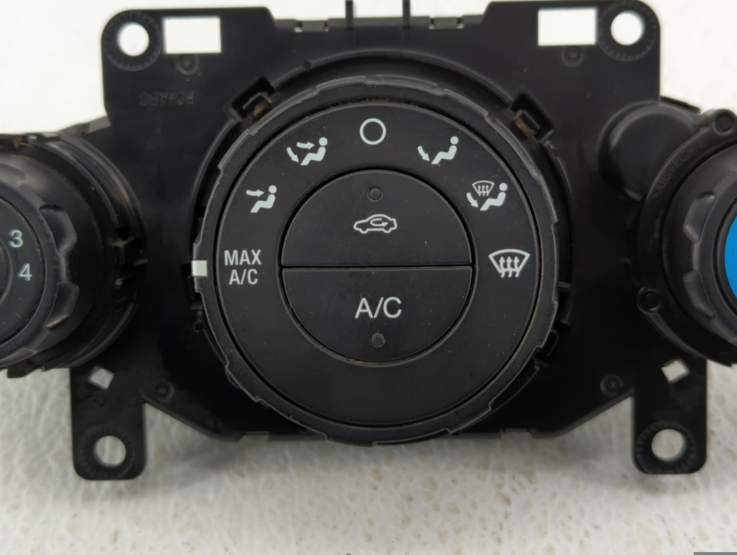 2011-2013 Ford Fiesta Climate Control Module Temperature AC/Heater Replacement P/N:AE83 19980 AF AE83 19980 AE Fits OEM Used