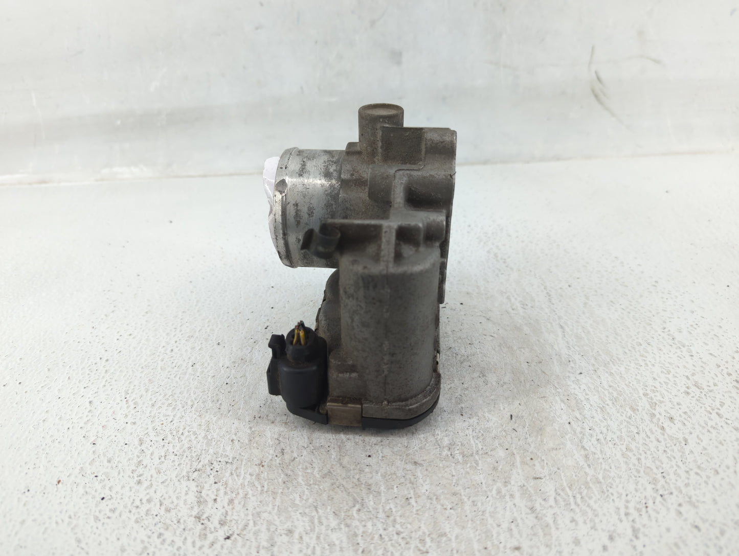 2011-2014 Ford Fiesta Throttle Body P/N:7S7G-9F991-B7A Fits Fits 2011 2012 2013 2014 OEM Used Auto Parts - Oemusedautoparts1