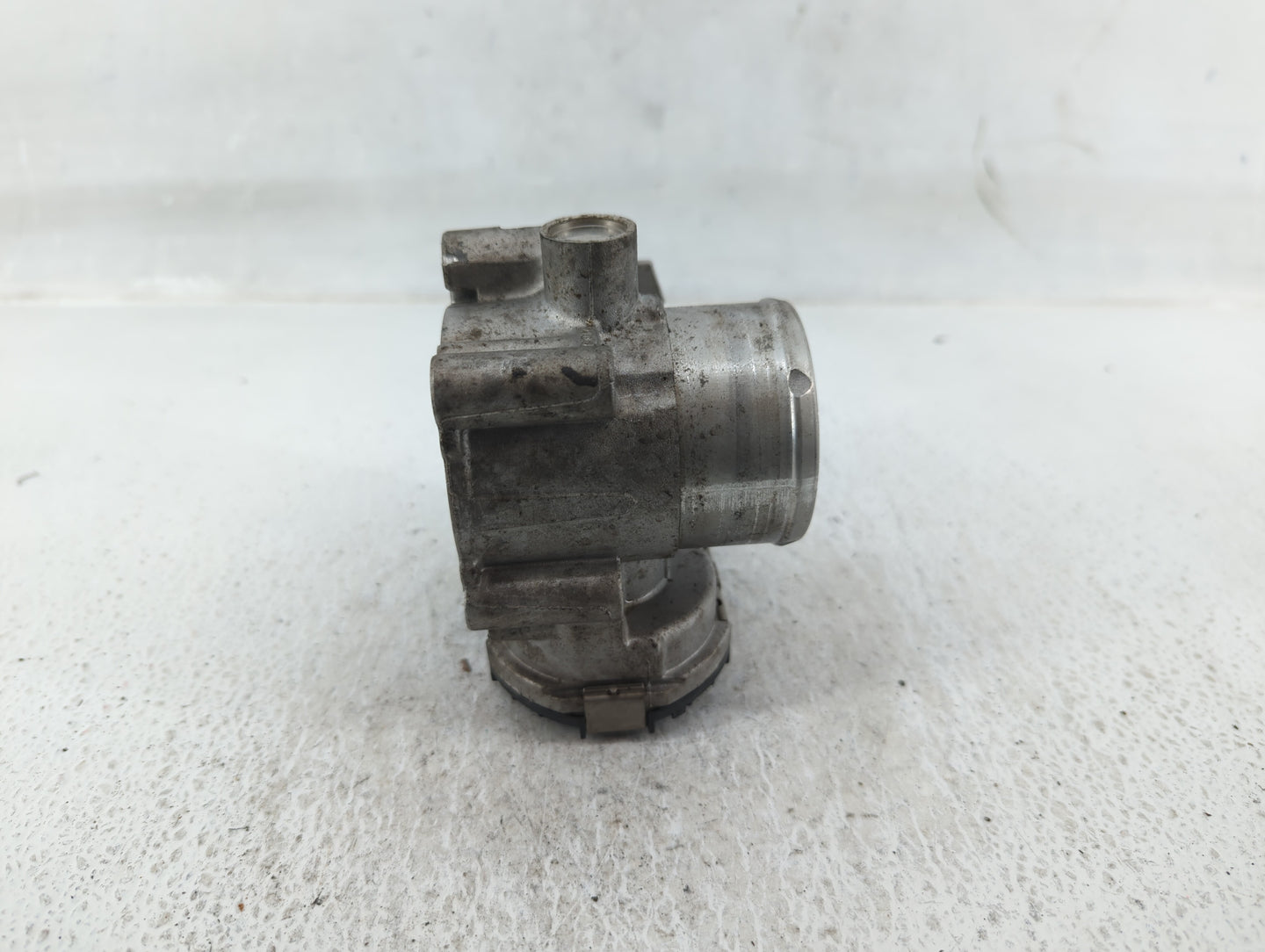 2011-2014 Ford Fiesta Throttle Body P/N:7S7G-9F991-B7A Fits Fits 2011 2012 2013 2014 OEM Used Auto Parts - Oemusedautoparts1