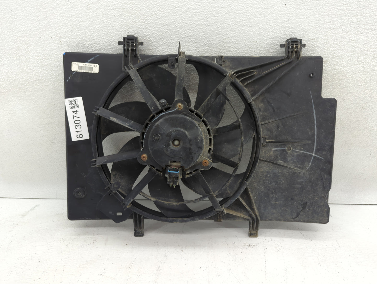 2011-2019 Ford Fiesta Left Radiator Fan Motor Assembly - Oemusedautoparts1.com