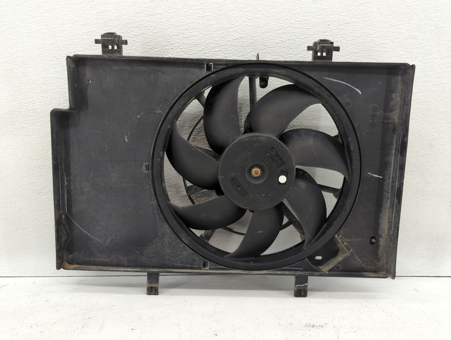 2011-2019 Ford Fiesta Left Radiator Fan Motor Assembly - Oemusedautoparts1.com
