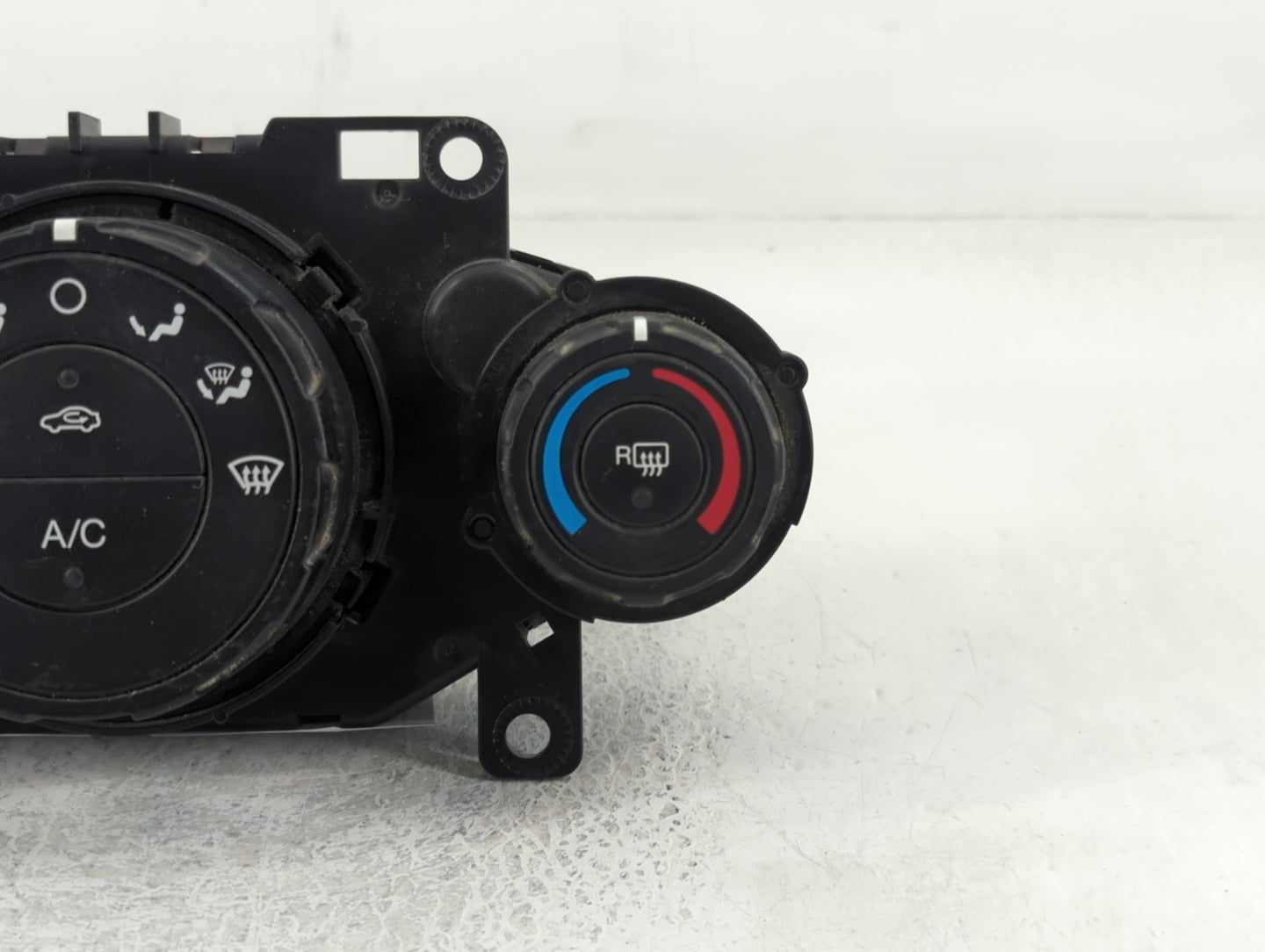 2011-2013 Ford Fiesta Climate Control Module Temperature AC/Heater Replacement P/N:AE83 19980 AF Fits Fits 2011 2012 2013 OE