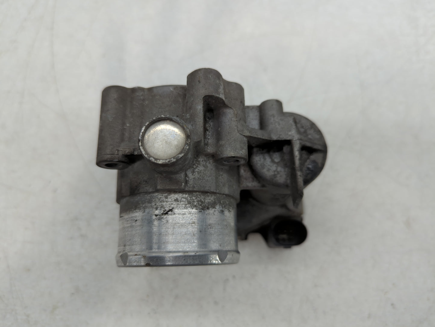 2011-2014 Ford Fiesta Throttle Body P/N:7S7G-9F991-B7A Fits Fits 2011 2012 2013 2014 OEM Used Auto Parts - Oemusedautoparts1