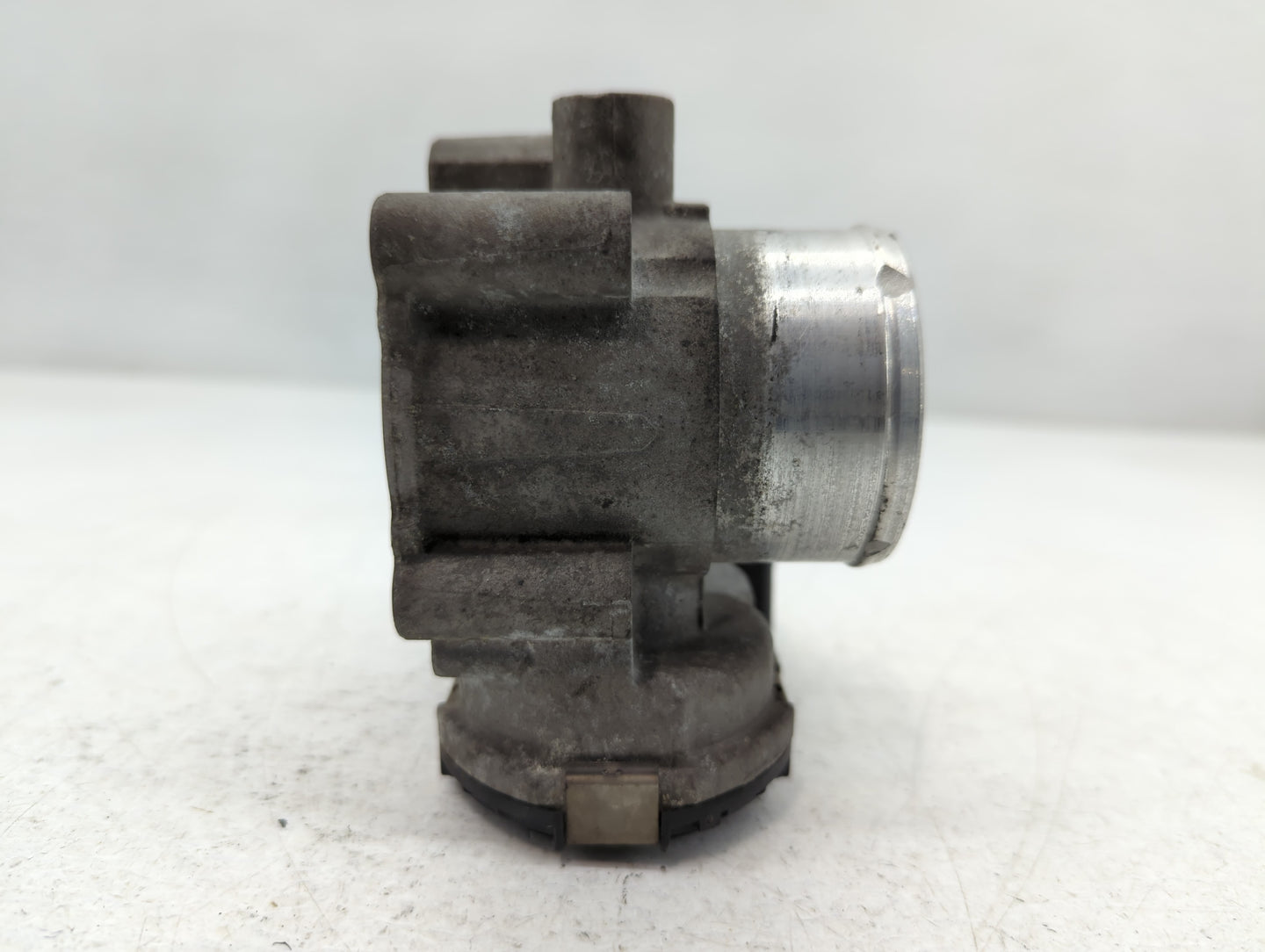 2011-2014 Ford Fiesta Throttle Body P/N:7S7G-9F991-B7A Fits Fits 2011 2012 2013 2014 OEM Used Auto Parts - Oemusedautoparts1