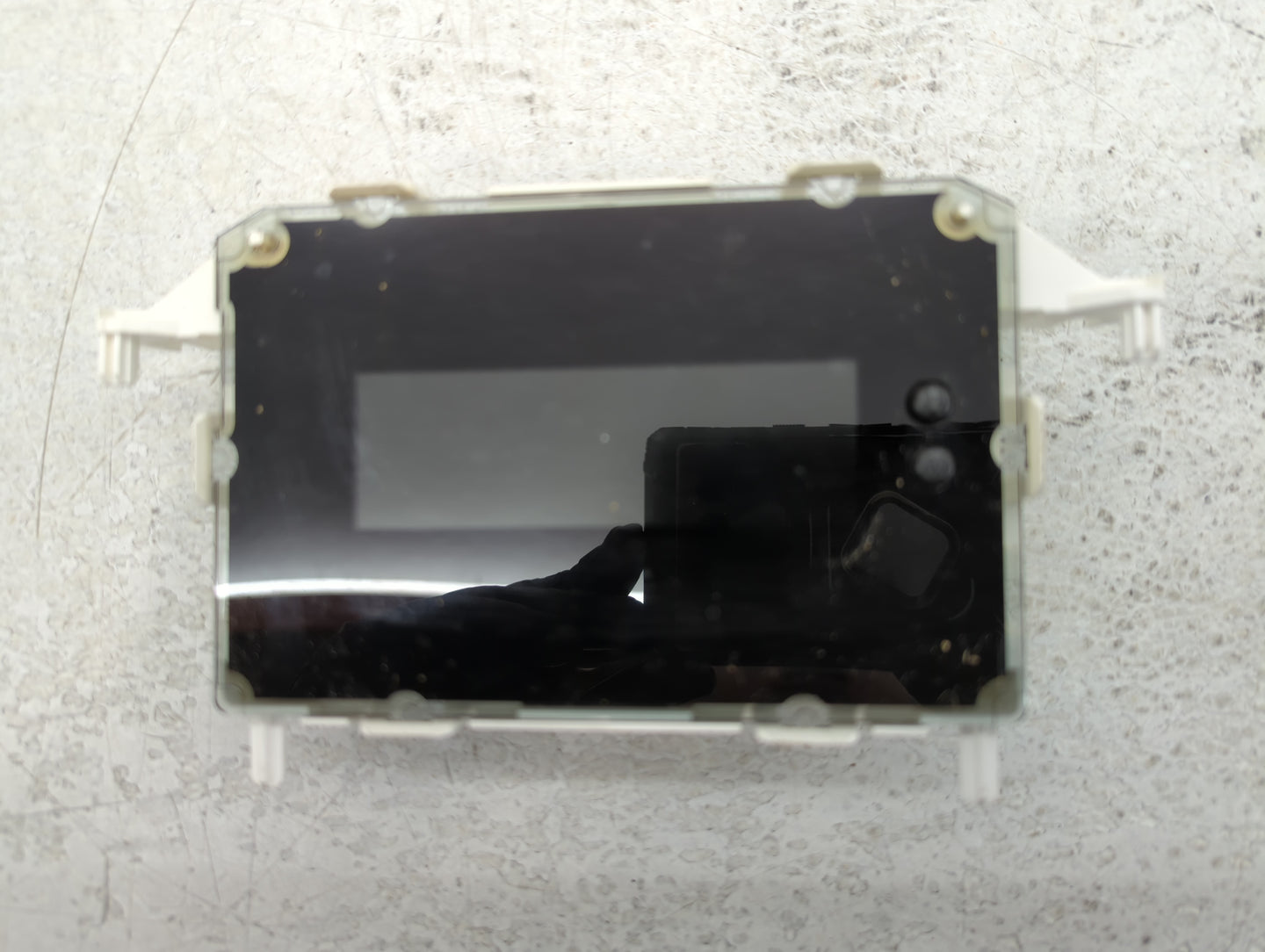2012-2013 Ford Fiesta Radio AM FM Cd Player Receiver Replacement P/N:CE8T-18B955-AA Fits Fits 2012 2013 OEM Used Auto Parts 
