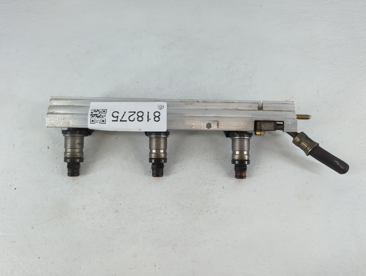 2012 Ford Fiesta Fuel Injectors P/N:P8CA2R2-255276 Fits OEM Used Auto Parts - Oemusedautoparts1.com