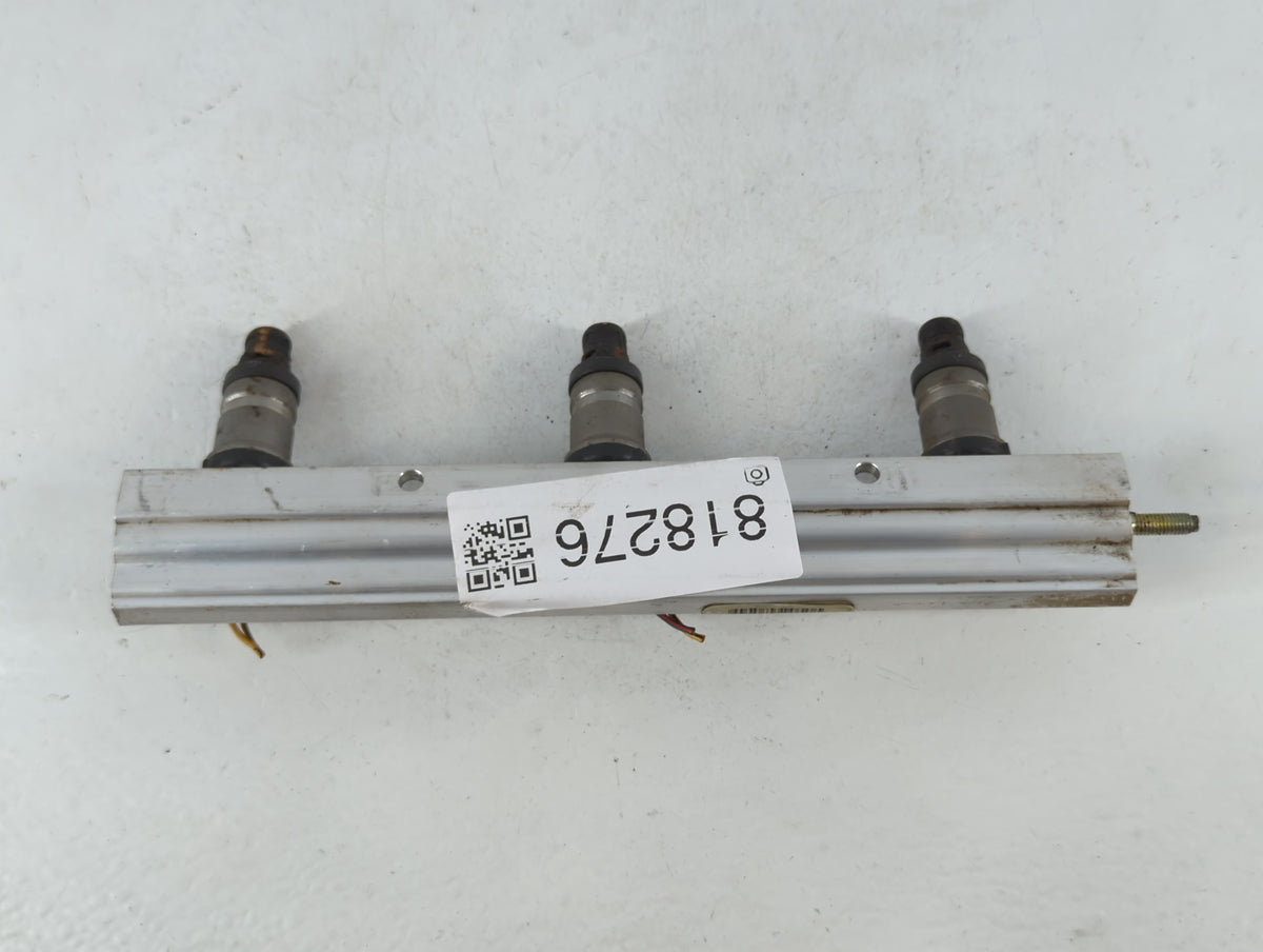 2012 Ford Fiesta Fuel Injectors P/N:P8CA2F-255432 Fits OEM Used Auto Parts - Oemusedautoparts1.com