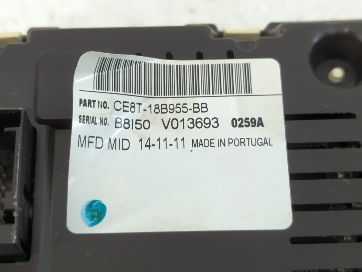 2011-2013 Ford Fiesta Radio AM FM Cd Player Receiver Replacement P/N:CE8T-18B955-BB Fits Fits 2011 2012 2013 OEM Used Auto P