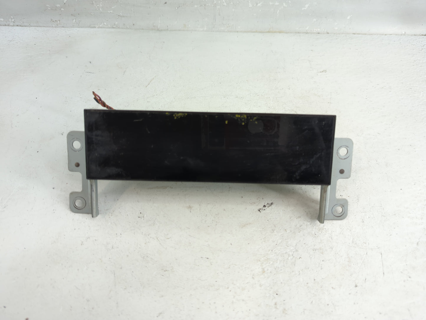 2011-2012 Ford Flex Radio AM FM Cd Player Receiver Replacement P/N:BA8T-19C116-AA Fits Fits 2011 2012 OEM Used Auto Parts - 