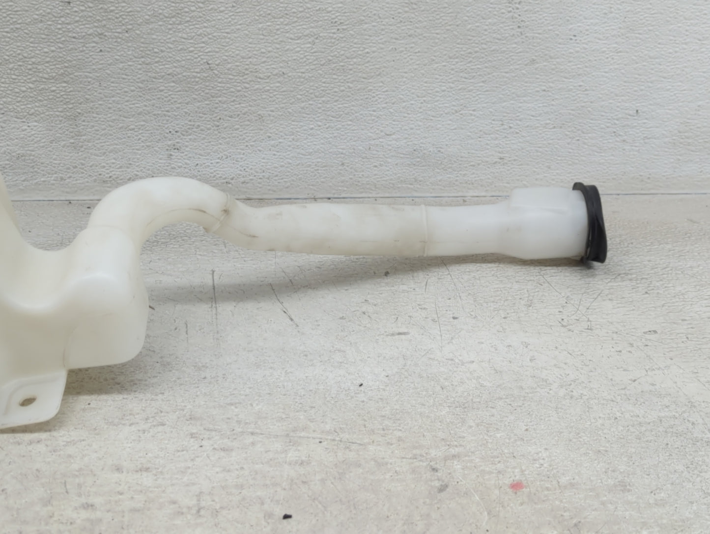2009-2012 Ford Flex Windshield Washer Fluid Reservoir Bottle Oem - Oemusedautoparts1.com