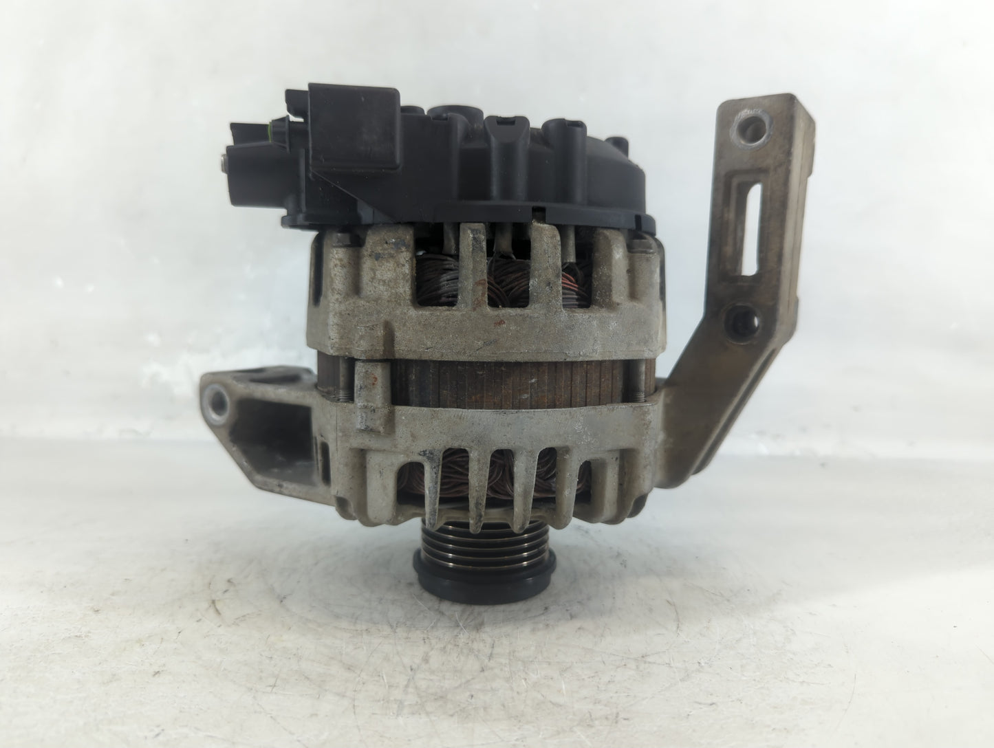 2012-2018 Ford Focus Alternator Replacement Generator Charging Assembly Engine OEM P/N:BV6N-10300-DB Fits OEM Used Auto Part