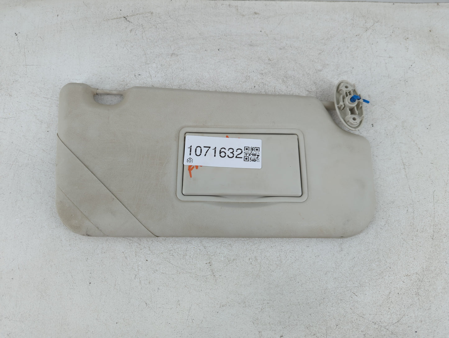 2012-2013 Ford Focus Sun Visor Shade Replacement Passenger Right Mirror Fits Fits 2012 2013 OEM Used Auto Parts - Oemusedaut