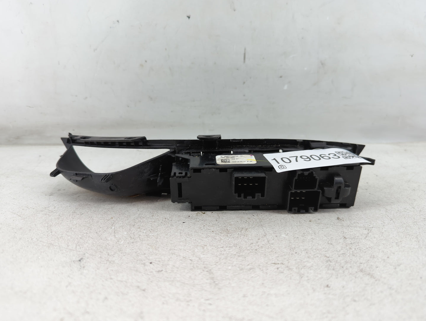 2012-2018 Ford Focus Master Power Window Switch Replacement Driver Side Left P/N:BM5T-14A132-AA Fits OEM Used Auto Parts - O