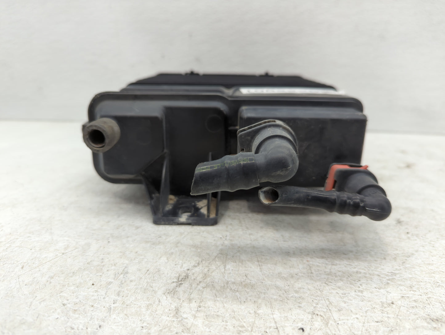 2012 Ford Focus Fuel Vapor Charcoal Canister - Oemusedautoparts1.com