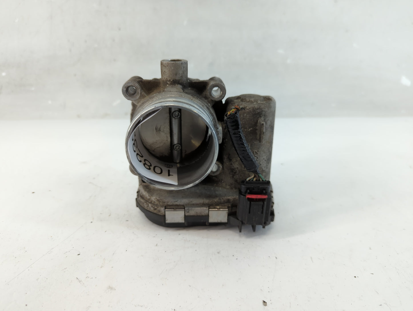 2012-2013 Ford Focus Throttle Body P/N:CM5E 9F991 AD Fits Fits 2012 2013 2014 2015 2016 2017 OEM Used Auto Parts - Oemusedau