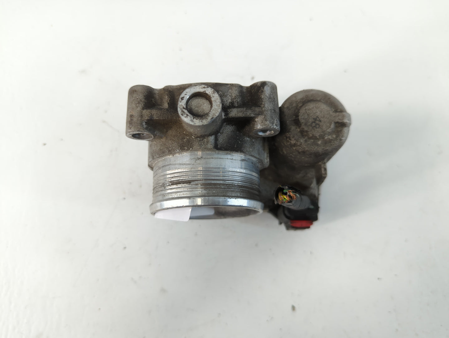 2012-2013 Ford Focus Throttle Body P/N:CM5E 9F991 AD Fits Fits 2012 2013 2014 2015 2016 2017 OEM Used Auto Parts - Oemusedau