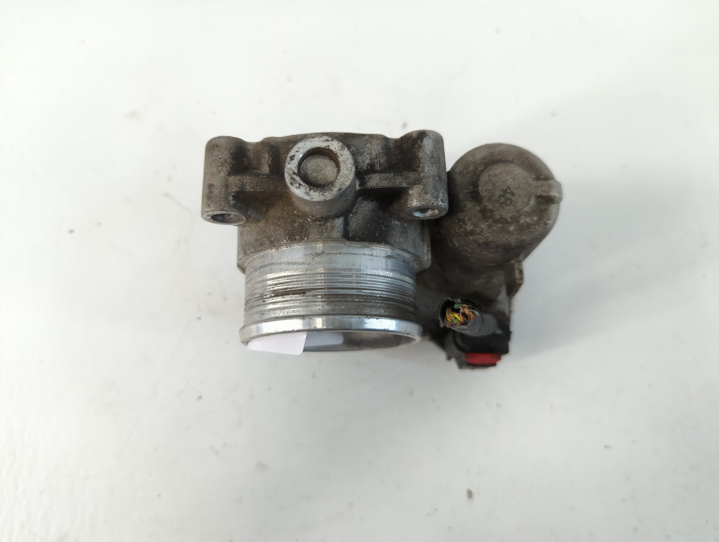 2012-2013 Ford Focus Throttle Body P/N:CM5E 9F991 AD Fits Fits 2012 2013 2014 2015 2016 2017 OEM Used Auto Parts - Oemusedau