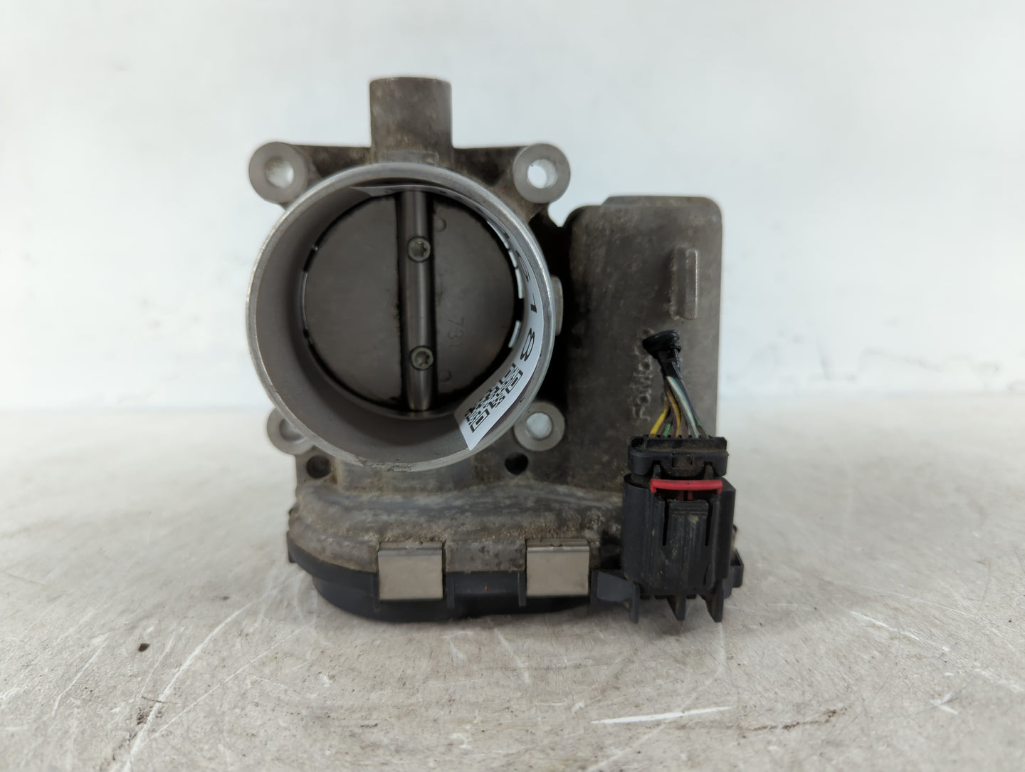 2012-2013 Ford Focus Throttle Body P/N:CM5E 9F991 AC Fits Fits 2012 2013 2014 2015 2016 2017 OEM Used Auto Parts - Oemusedau