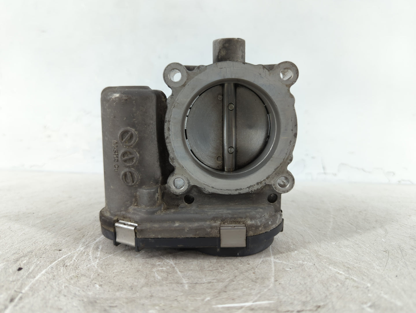 2012-2013 Ford Focus Throttle Body P/N:CM5E 9F991 AC Fits Fits 2012 2013 2014 2015 2016 2017 OEM Used Auto Parts - Oemusedau