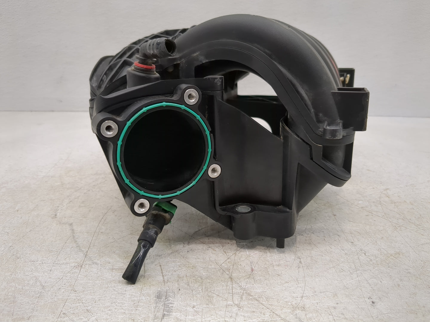 2012-2018 Ford Focus Air Intake Manifold P/N:CM5E-9424-BC Fits Fits 2012 2013 2014 2015 2016 2017 2018 2019 2020 2021 2022 O