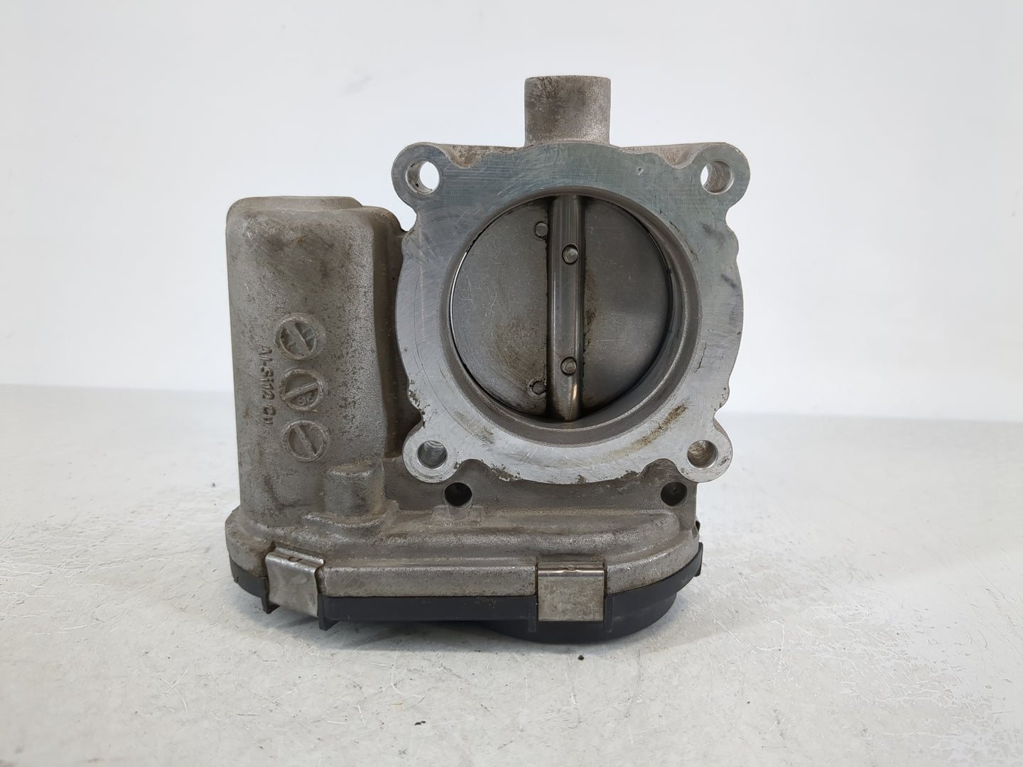 2012-2013 Ford Focus Throttle Body P/N:CM5E 9F991 AC Fits Fits 2012 2013 2014 2015 2016 2017 OEM Used Auto Parts - Oemusedau