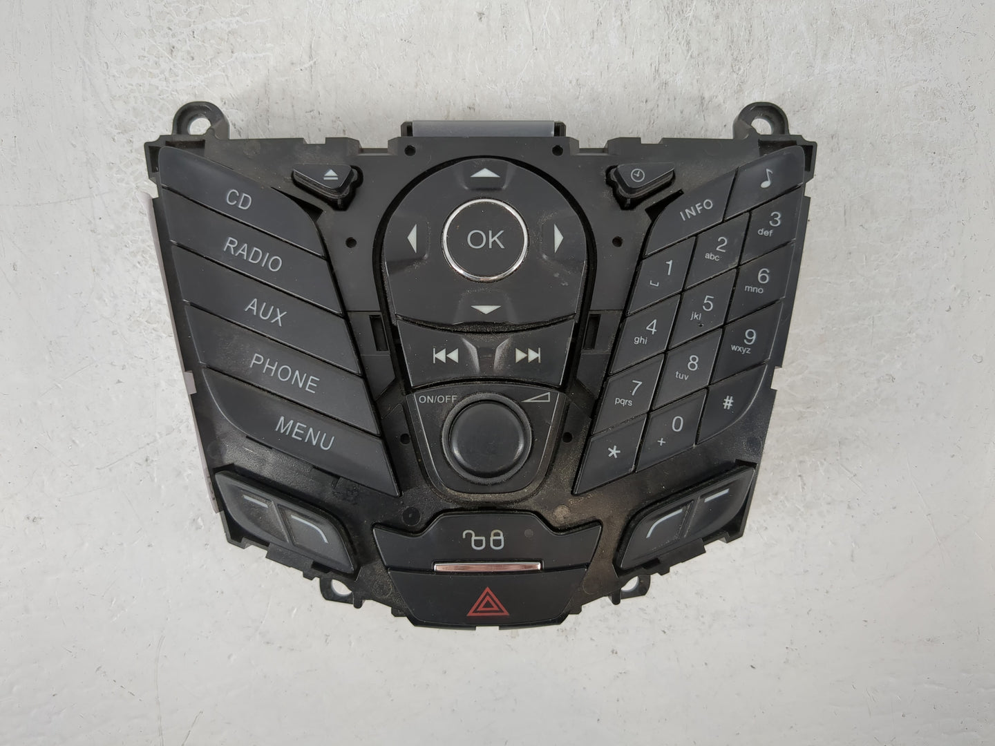 2012-2013 Ford Focus Radio AM FM Cd Player Receiver Replacement P/N:CM5T 18K811 LA Fits Fits 2012 2013 OEM Used Auto Parts -