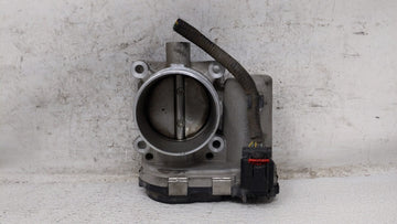 2012-2013 Ford Focus Throttle Body P/N:CM5E-9F991-AD DS7E-9F991-BB Fits Fits 2012 2013 2014 2015 2016 2017 OEM Used Auto Par