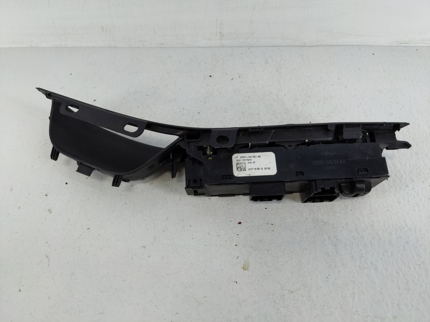 2012-2018 Ford Focus Master Power Window Switch Replacement Driver Side Left P/N:BM5T-14A132-AB Fits OEM Used Auto Parts - O