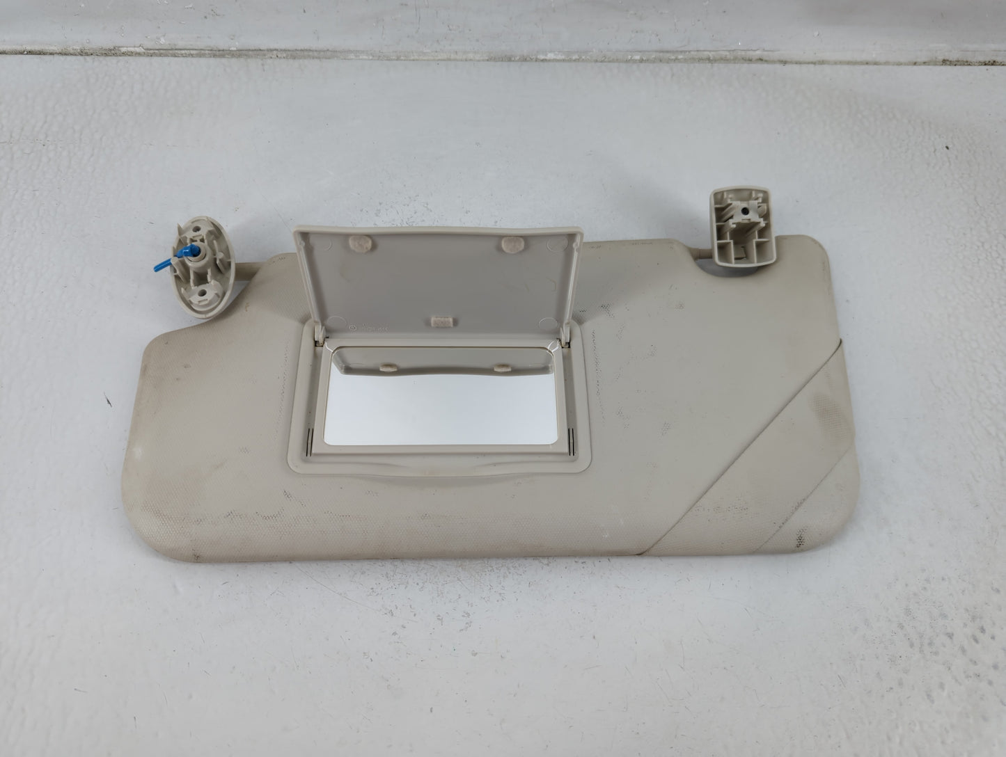 2012-2014 Ford Focus Sun Visor Shade Replacement Driver Left Mirror Fits Fits 2012 2013 2014 OEM Used Auto Parts - Oemusedau