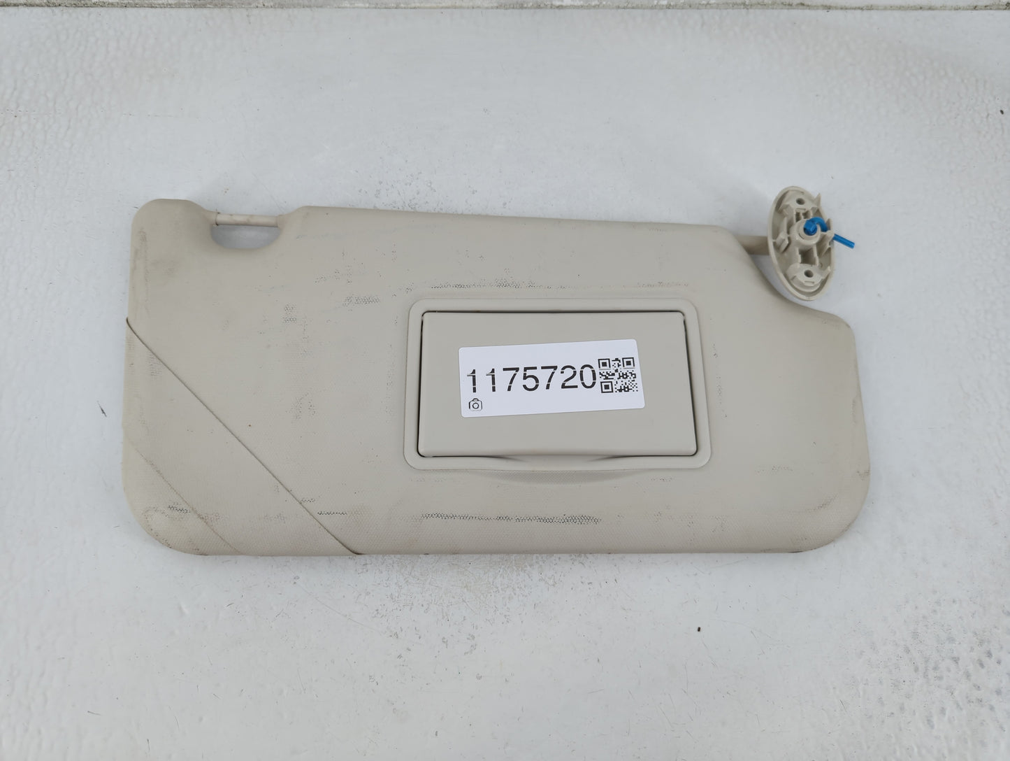 2012-2013 Ford Focus Sun Visor Shade Replacement Passenger Right Mirror Fits Fits 2012 2013 OEM Used Auto Parts - Oemusedaut
