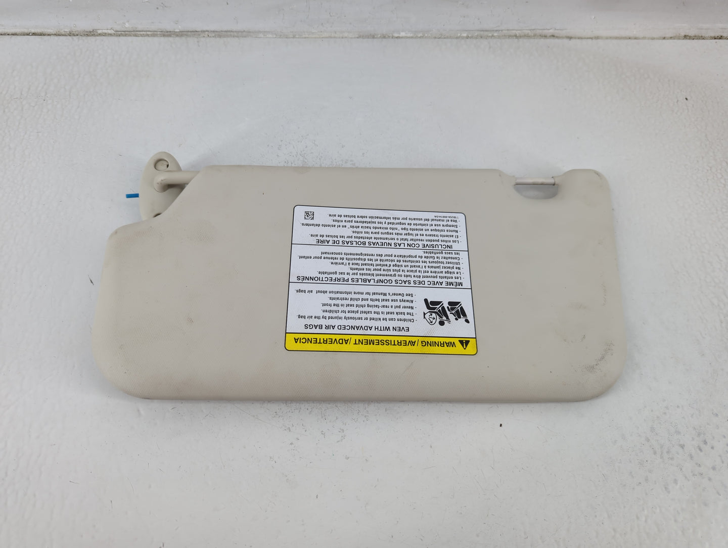 2012-2013 Ford Focus Sun Visor Shade Replacement Passenger Right Mirror Fits Fits 2012 2013 OEM Used Auto Parts - Oemusedaut