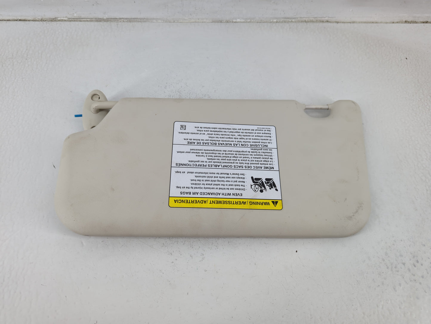 2012-2013 Ford Focus Sun Visor Shade Replacement Passenger Right Mirror Fits Fits 2012 2013 OEM Used Auto Parts - Oemusedaut