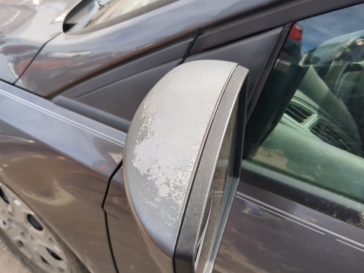 2012-2014 Ford Focus Driver Side View Mirror - Left Door Mirror OEM Used - Oemusedautoparts1.com