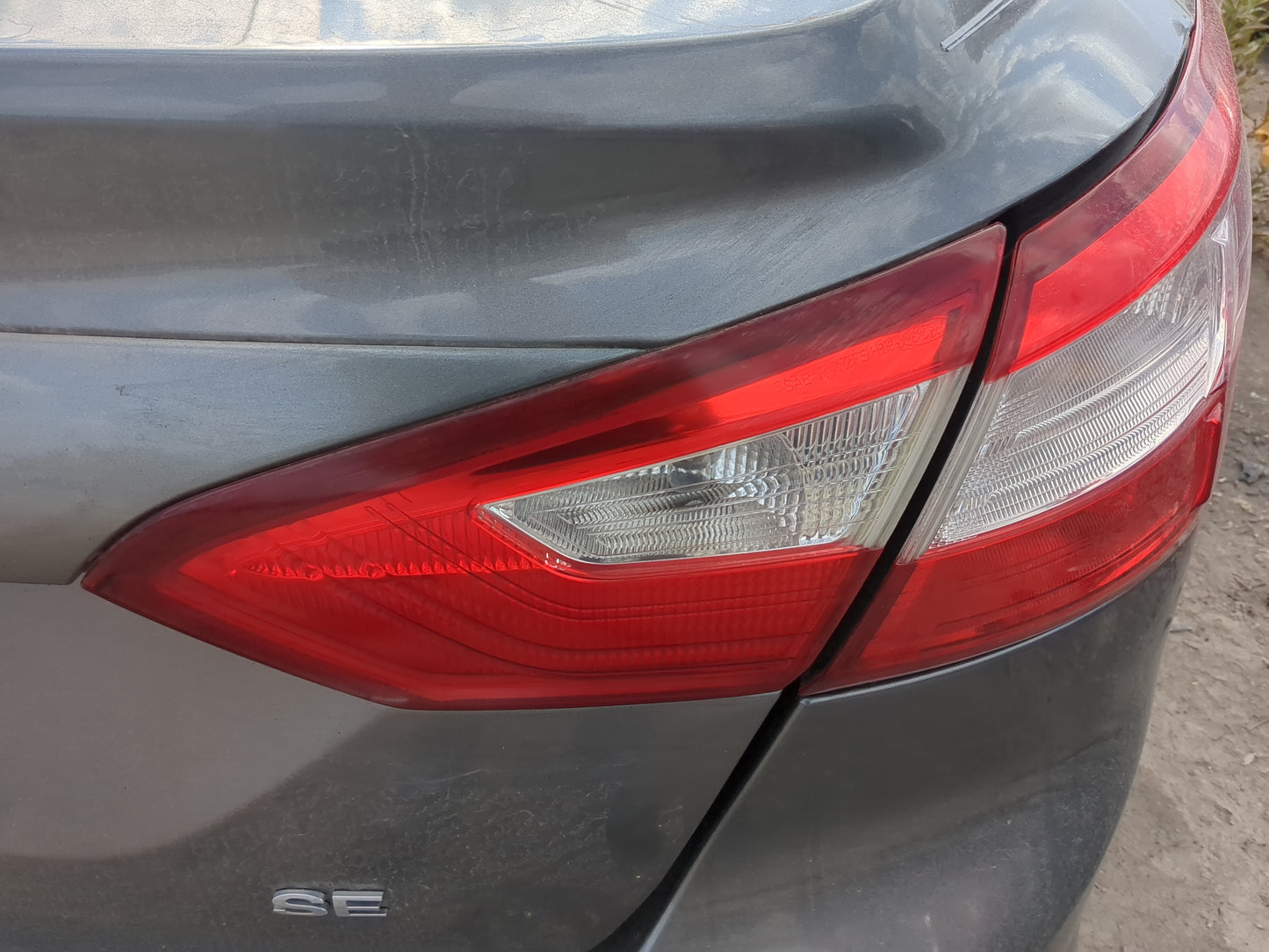 2012-2014 Ford Focus Passenger Right Side Deck Lid Mounted Tail Light 1185792 - Oemusedautoparts1.com