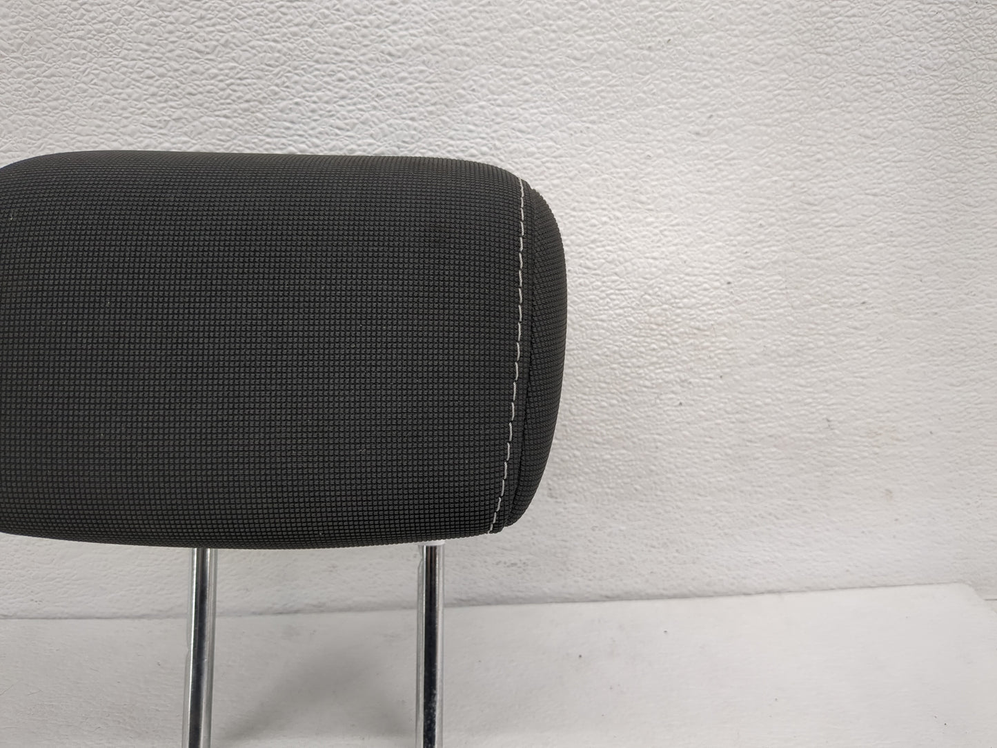 2012 Ford Focus Headrest Head Rest Front Driver Passenger Seat Fits OEM Used Auto Parts - Oemusedautoparts1.com