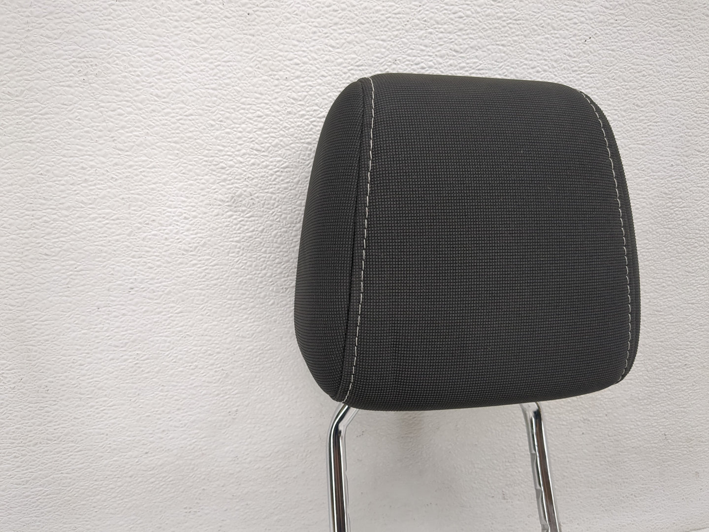 2012 Ford Focus Headrest Head Rest Front Driver Passenger Seat Fits OEM Used Auto Parts - Oemusedautoparts1.com
