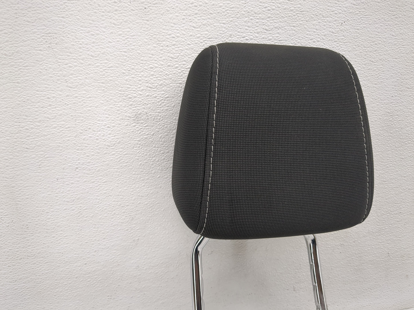 2012 Ford Focus Headrest Head Rest Front Driver Passenger Seat Fits OEM Used Auto Parts - Oemusedautoparts1.com