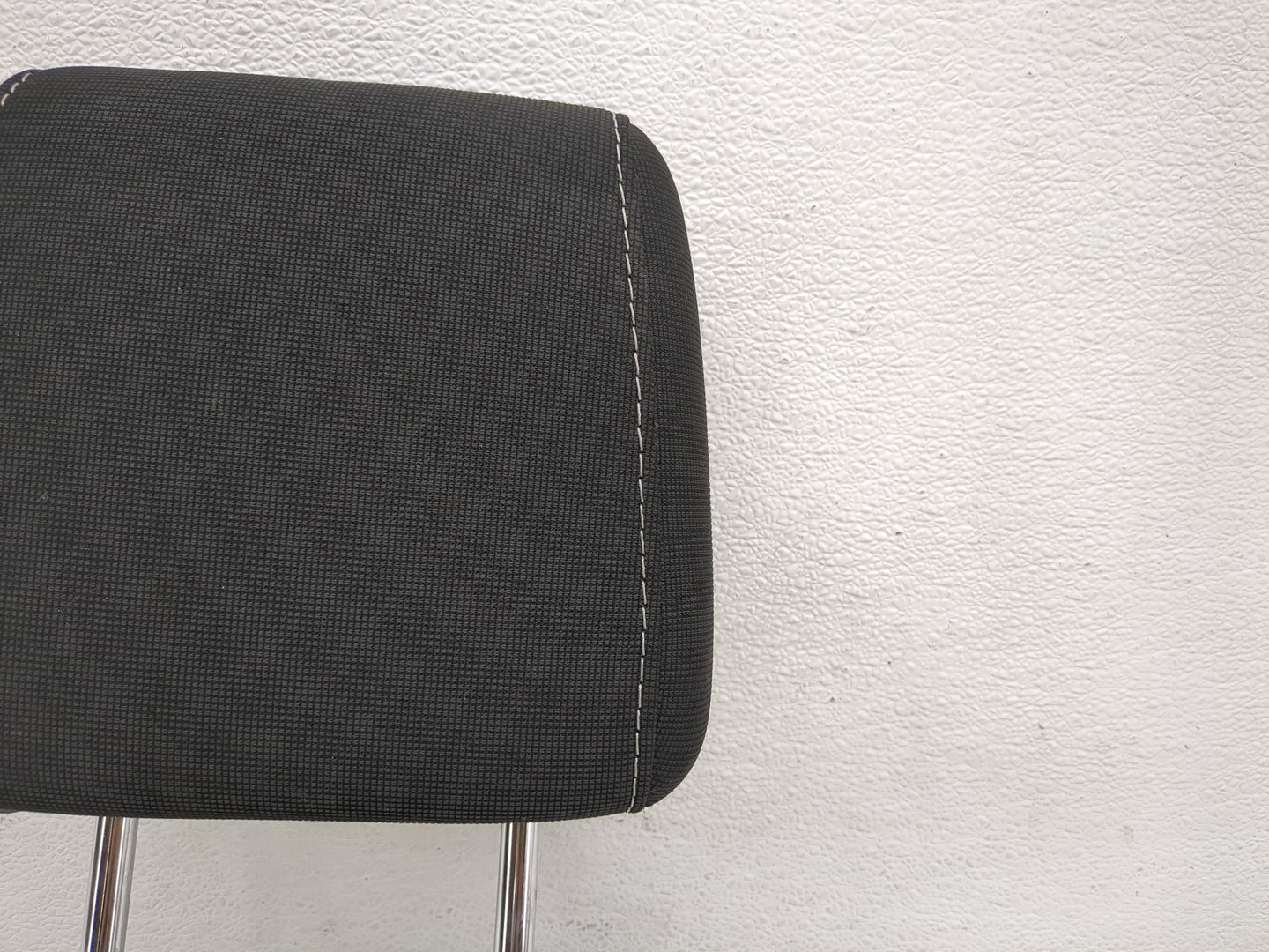2012 Ford Focus Headrest Head Rest Rear Center Seat Fits OEM Used Auto Parts - Oemusedautoparts1.com