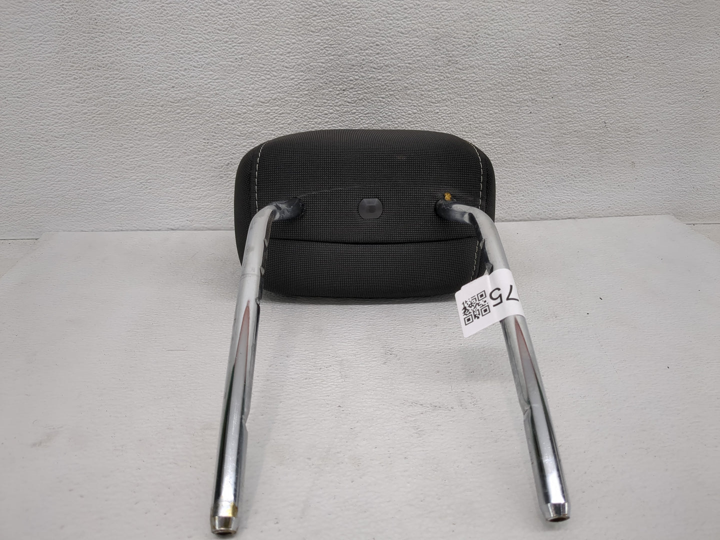 2012 Ford Focus Headrest Head Rest Front Driver Passenger Seat Fits OEM Used Auto Parts - Oemusedautoparts1.com