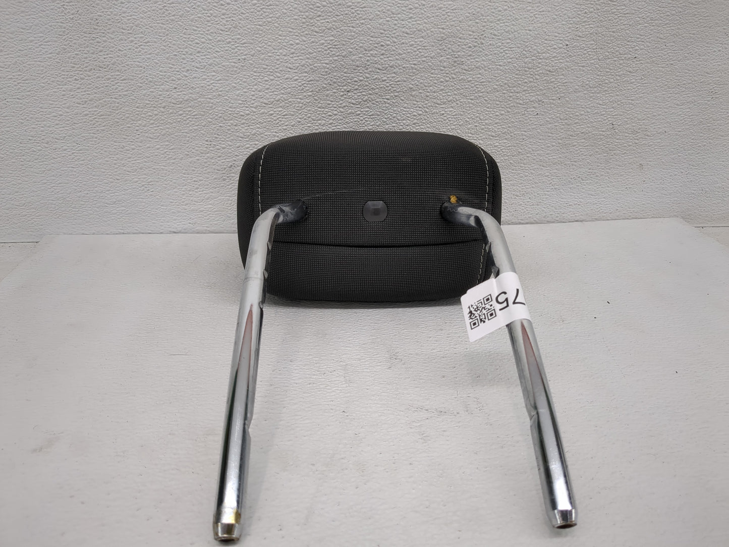 2012 Ford Focus Headrest Head Rest Front Driver Passenger Seat Fits OEM Used Auto Parts - Oemusedautoparts1.com