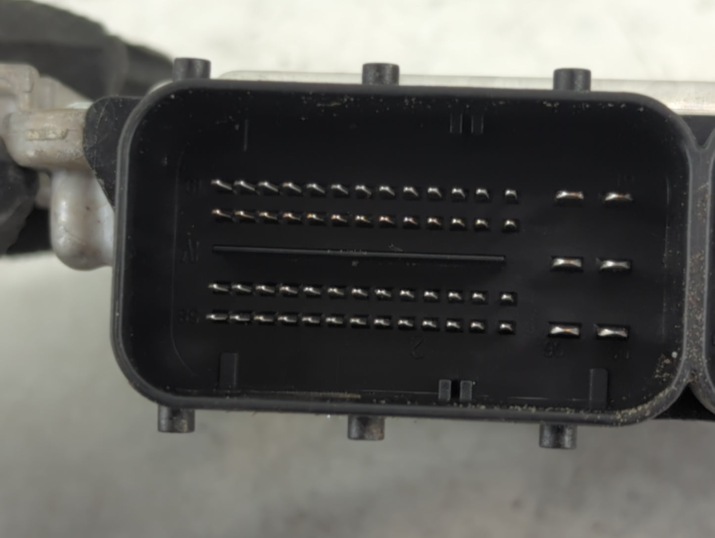 2012-2013 Ford Focus PCM Engine Control Computer ECU ECM PCU OEM P/N:CM5A-12A650-AHE Fits Fits 2012 2013 OEM Used Auto Parts