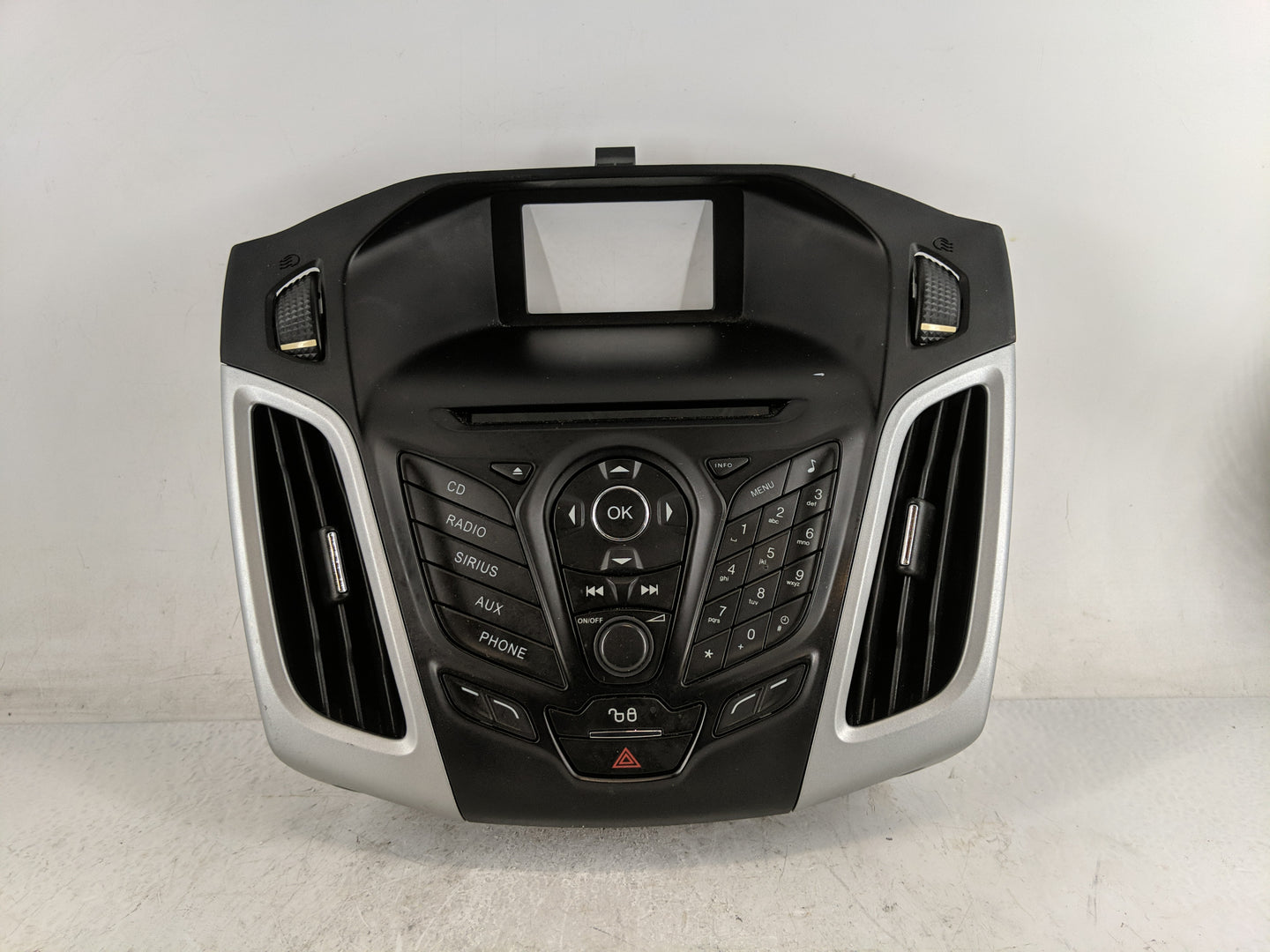 2012-2013 Ford Focus Radio Control Panel - Oemusedautoparts1.com
