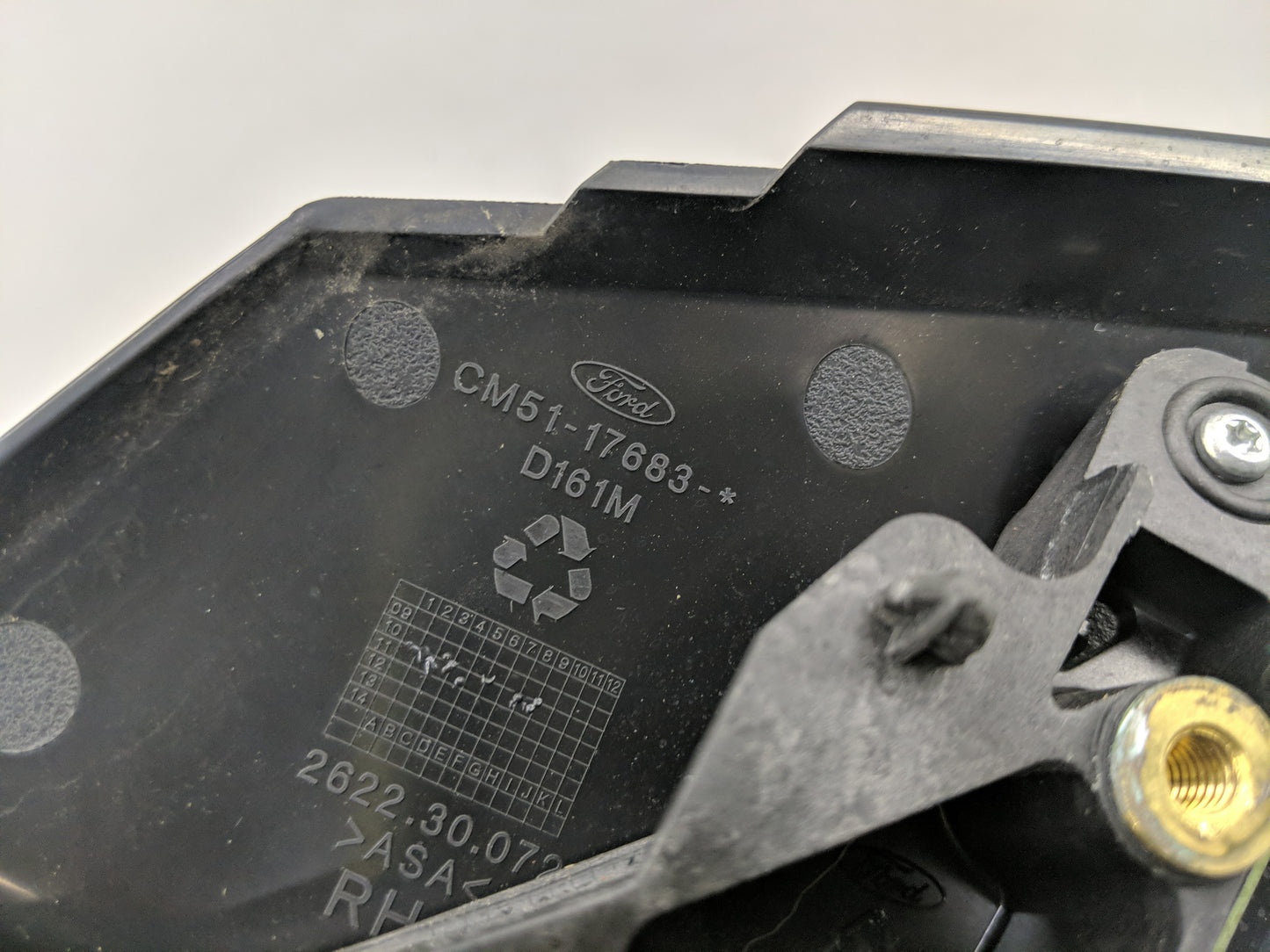 2012-2014 Ford Focus Passenger Right Side View Manual Door Mirror - Oemusedautoparts1.com