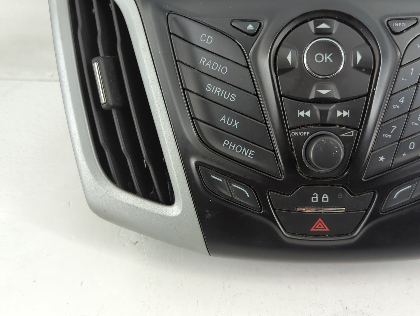 2012-2013 Ford Focus Radio Control Panel - Oemusedautoparts1.com