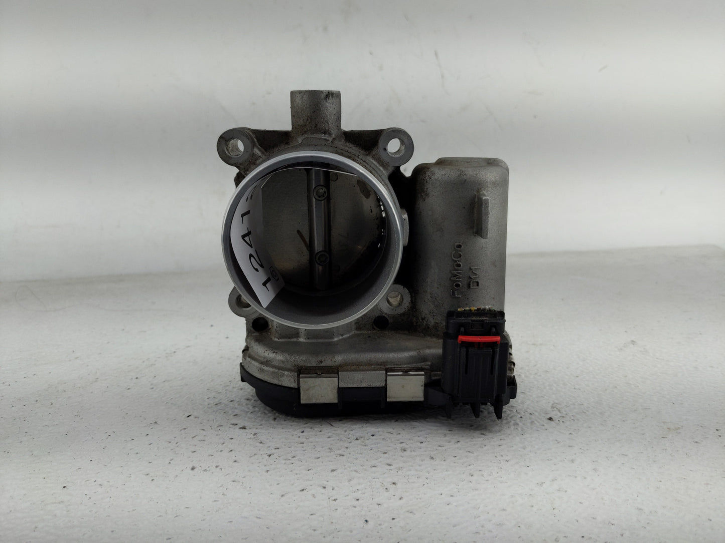 2012-2013 Ford Focus Throttle Body P/N:0 280 750 585 Fits Fits 2012 2013 2014 2015 2016 2017 OEM Used Auto Parts - Oemusedau