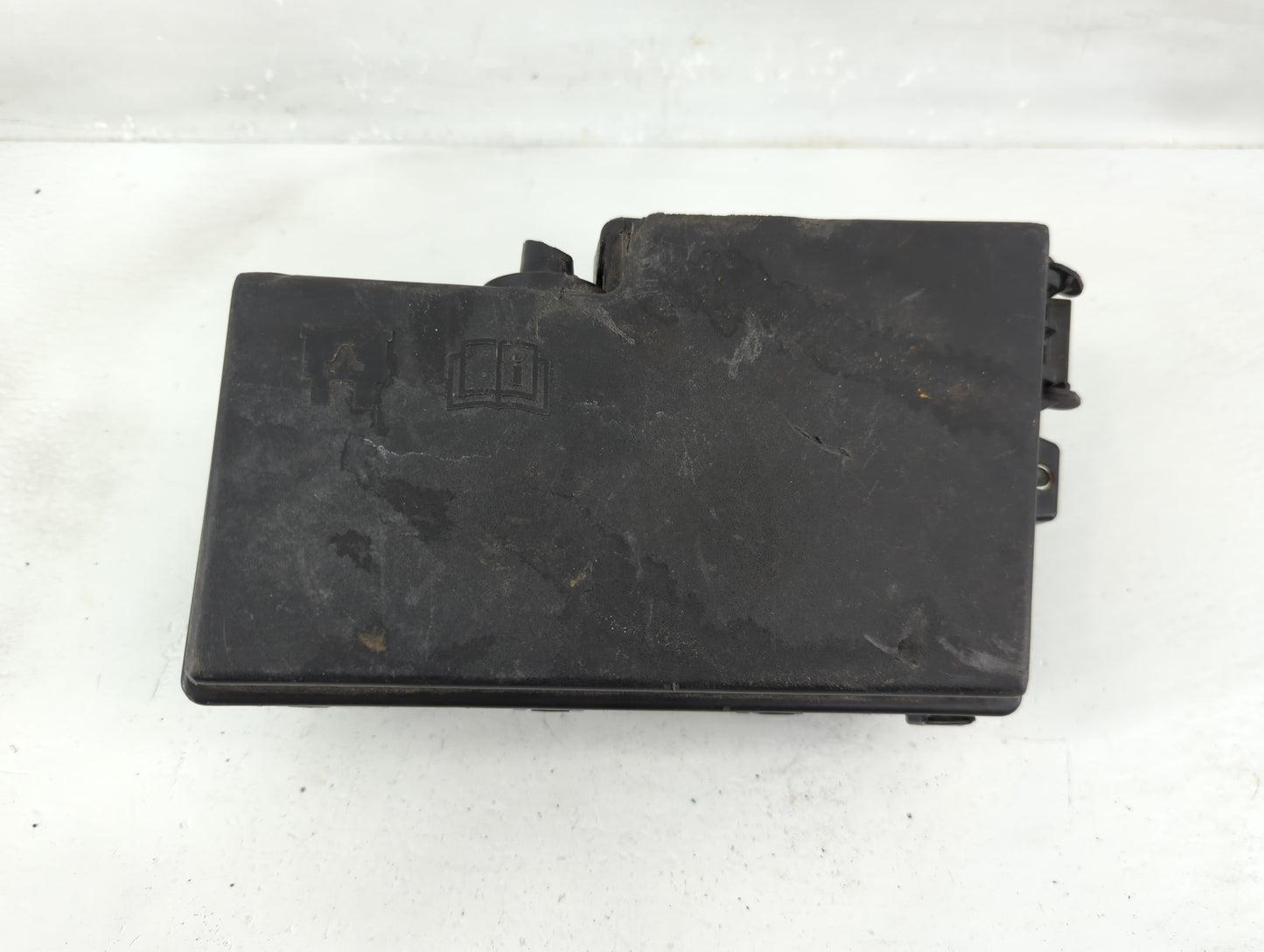 2012-2014 Ford Focus Fusebox Fuse Box Panel Relay Module Fits Fits 2012 2013 2014 OEM Used Auto Parts - Oemusedautoparts1.co