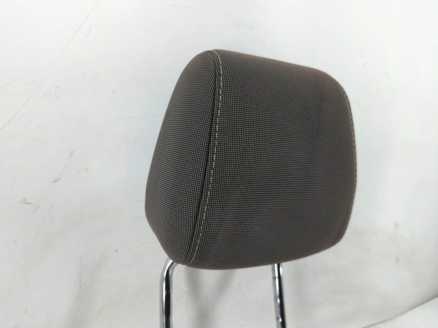 2012 Ford Focus Headrest Head Rest Front Driver Passenger Seat Fits OEM Used Auto Parts - Oemusedautoparts1.com