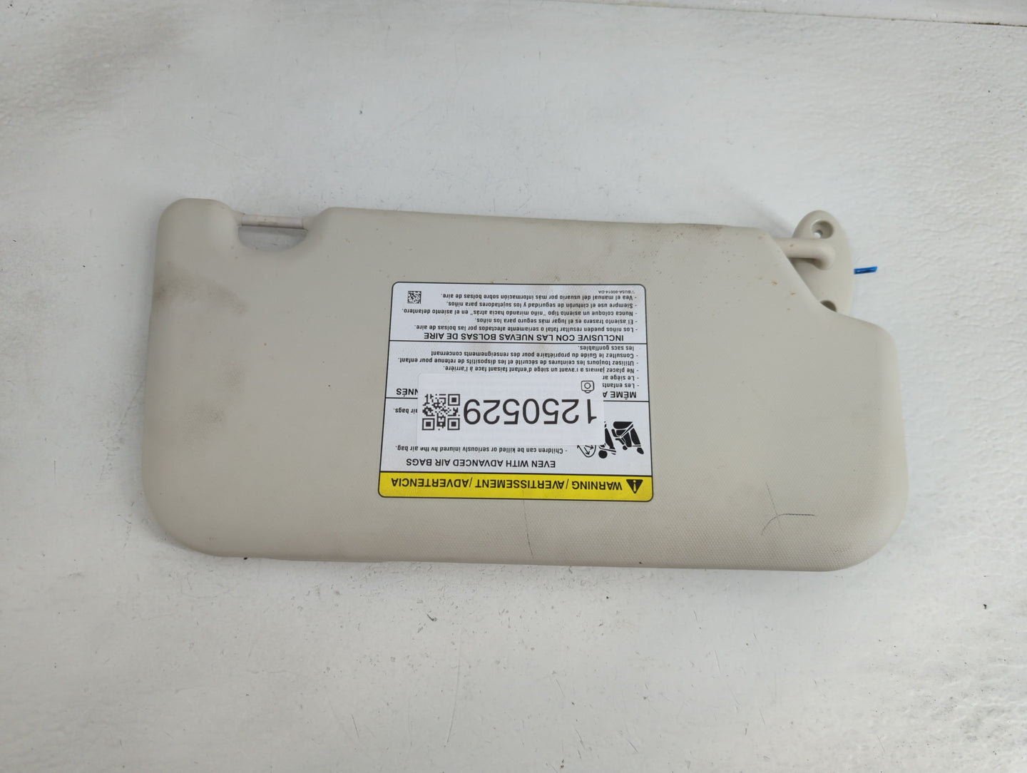 2012-2014 Ford Focus Sun Visor Shade Replacement Driver Left Mirror Fits Fits 2012 2013 2014 OEM Used Auto Parts - Oemusedau